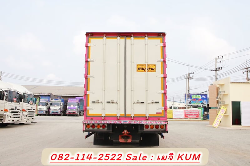 ISUZU FTR 240แรงม้า รถบรรทุก 6ล้อ ตู้แห้ง ปี2022
