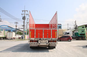 HINO FL 260แรงม้า รถบรรทุก 10ล้อ กระบะคอกสูง ปี2016 HINO FL 260แรงม้า รถบรรทุก 10ล้อ กระบะคอกสูง ปี2016