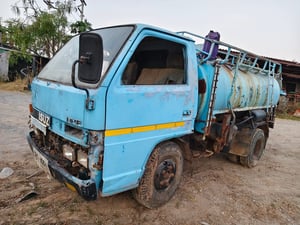 ISUZU NKR55E 110แรงม้า รถดูดสิ่งปฏิกูล(แปลงเป็นรถน้ำได้) ถังน้ำ4,000ลิตร ปี2005 รถขับใช้งานได้ ราคาถูกมากๆ