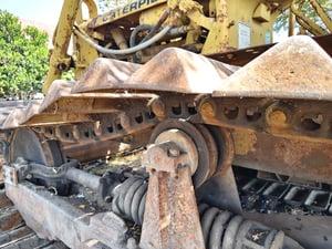 แทรคเตอร์ CAT D4D ตีนเป็ด เกียร์ตัด รถติดเครื่องขับใช้งานได้ ชมคลิปได้ ขายราคาถูกมาก