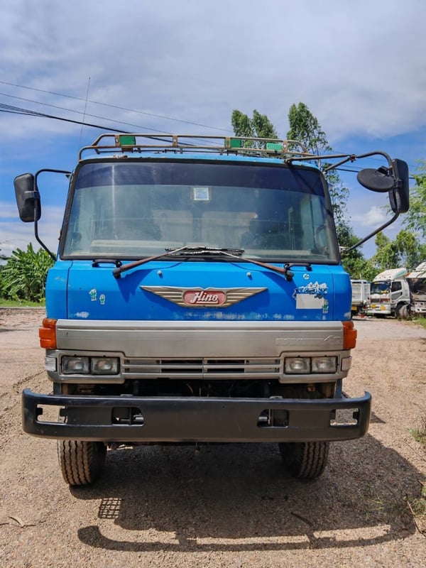 ท่านใดกำลังหารถดั้ม ไปใช้งานในราคาเบาๆ ขอแนะนำ ฮีโน่FM227 220แรงม้า 10ล้อ ดั้มพ์ ปี2002 รถพร้อมวิ่งทำงาน เก็บงานแล้ว ราคาถูกมากๆ