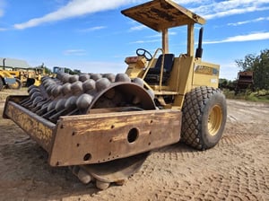 CAT CS563 ล้อหนาม 2เพลา เอกสารเล่มทะเบียน สภาพสวยเดิมๆ ใช้งานได้ดี อึดถึกทน ราคาถูกมาก