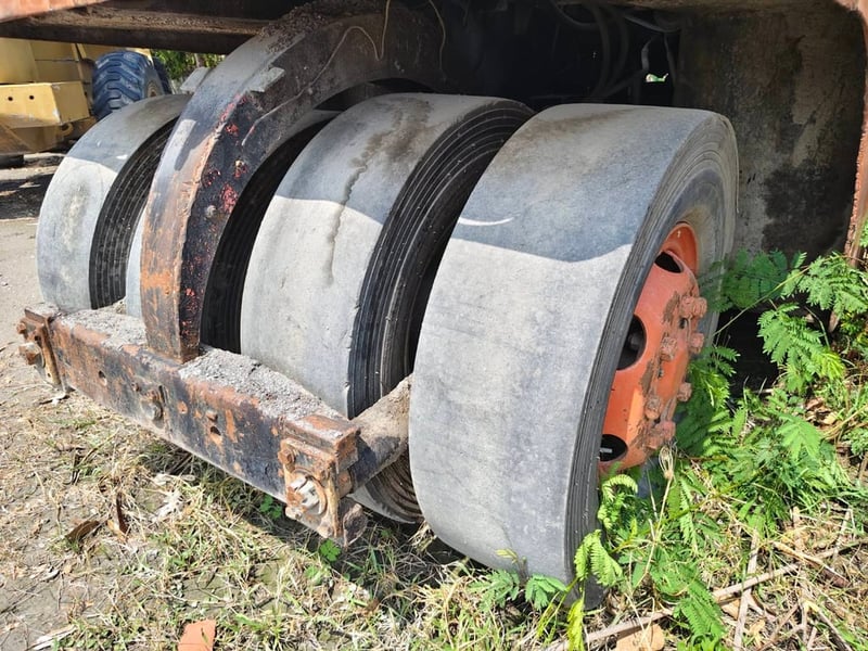 ขายด่วน รถบด9ล้อยาง Sakai พวงมาลัยสั้น เครื่องอีซูซุ ยางดีทุกเส้น ทะเบียนพร้อมโอน ใช้งานได้ปกติ ราคาถูกมากๆ ขายด่วน รถบด9ล้อยาง Sakai พวงมาลัยสั้น เครื่องอีซูซุ ยางดีทุกเส้น ทะเบียนพร้อมโอน ใช้งานได้ปกติ ราคาถูกมากๆ