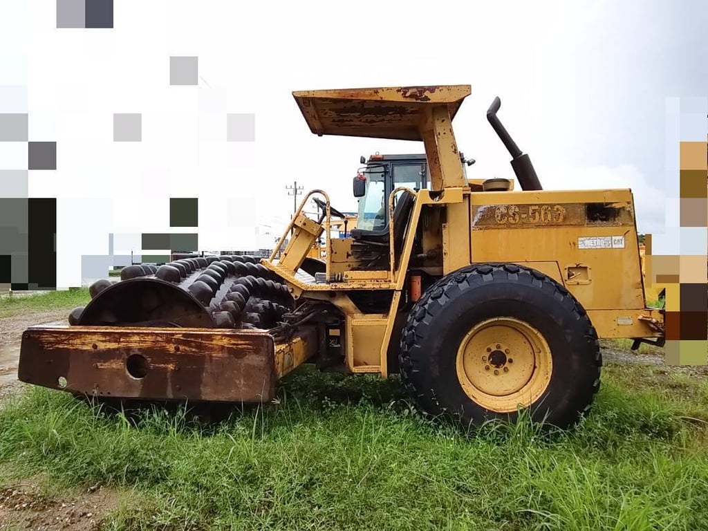 CAT CS563 ล้อหนาม 2เพลา เอกสารเล่มทะเบียน สภาพเก่านอกสวยเดิมๆ ใช้งานได้ดี อึดถึกทน ราคาถูกมาก