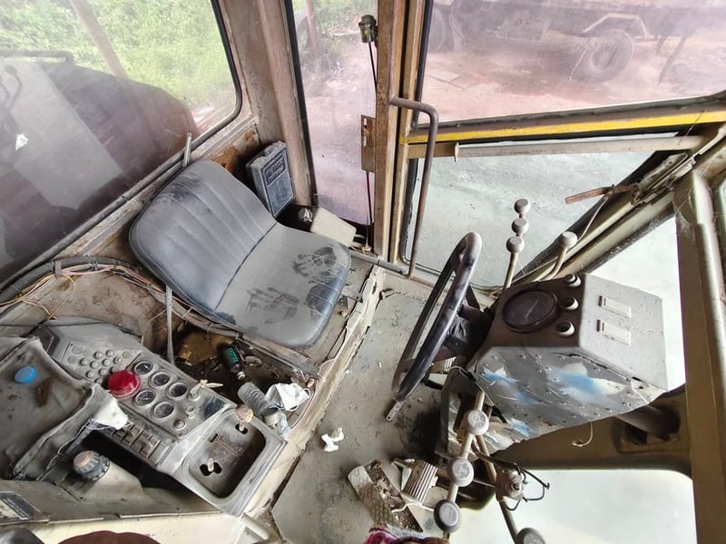 รถเกรดแชมป์เปี้ยน720A-5 เครื่องคัมมิ่นเทอร์โบ ใบมีด14ฟุต เอวอ่อน เอกสารเล่มทะเบียน ราคาถูกมาก