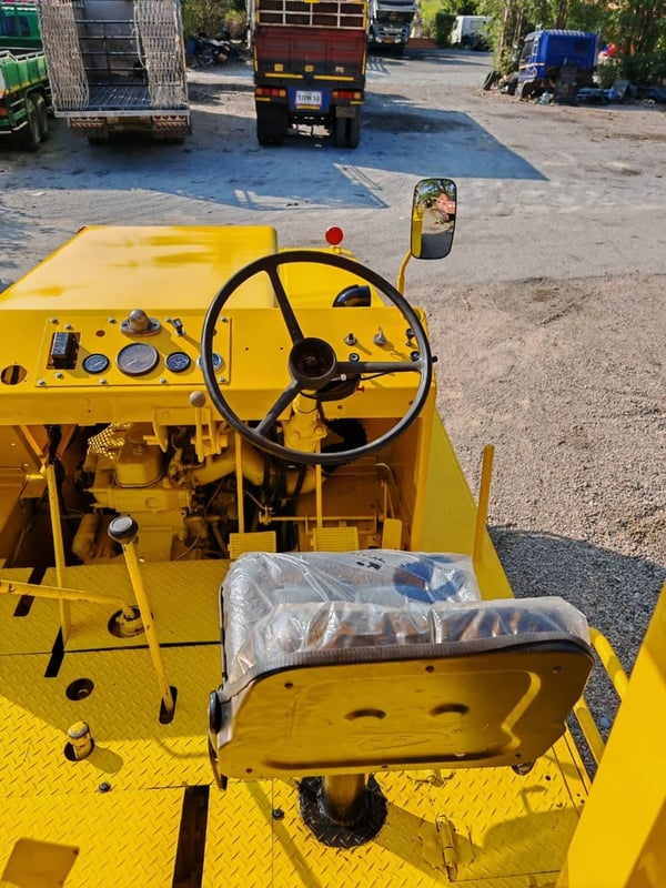 รถบด9ล้อยาง สภาพสวย ยางดี เบรคดี มีระบบสเปร์ยน้ำ เล่มทะเบียนพร้อมโอน ลงงานได้เลย ราคาเบาๆ รถบด9ล้อยาง สภาพสวย ยางดี เบรคดี มีระบบสเปร์ยน้ำ เล่มทะเบียนพร้อมโอน ลงงานได้เลย ราคาเบาๆ