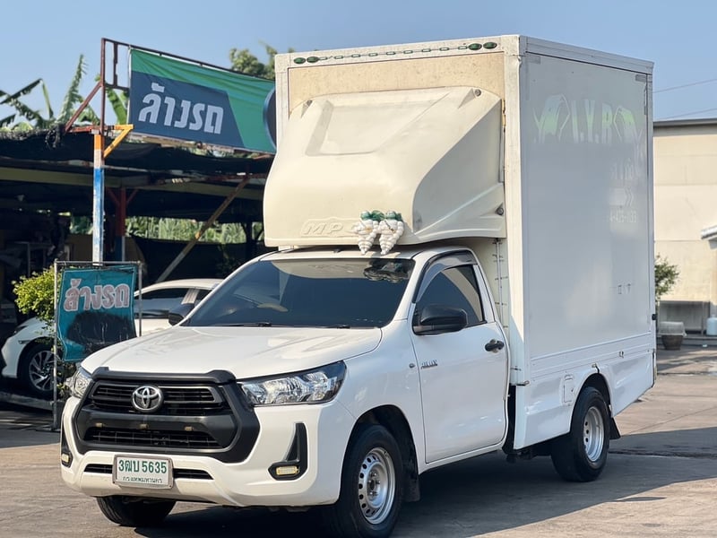 Toyota Revo 2.4 ตู้แห้ง 