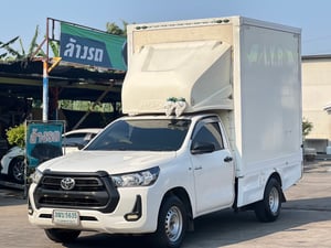 Toyota Revo 2.4 ตู้แห้ง 