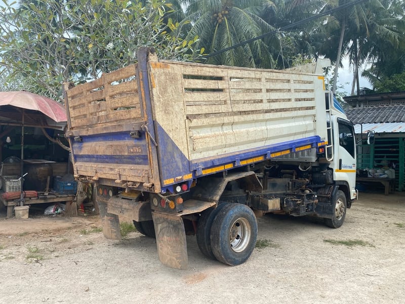 ISUZU FRR 210 แรงม้า รถบรรทุก 6 ล้อ ดั้มพ์ PANUS ปี2022  ขายดาวน์ 200,000 บาท