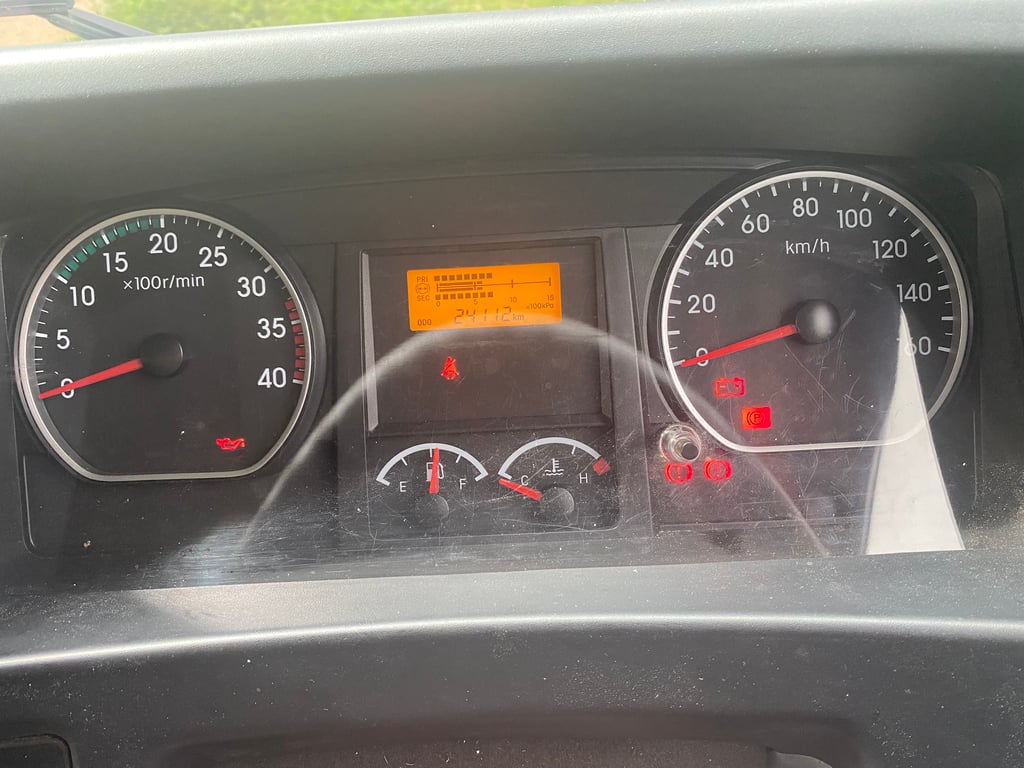 ISUZU FRR 210 แรงม้า รถบรรทุก 6 ล้อ ดั้มพ์ ปี 2024 ISUZU FRR 210 แรงม้า รถบรรทุก 6 ล้อ ดั้มพ์ ปี 2024