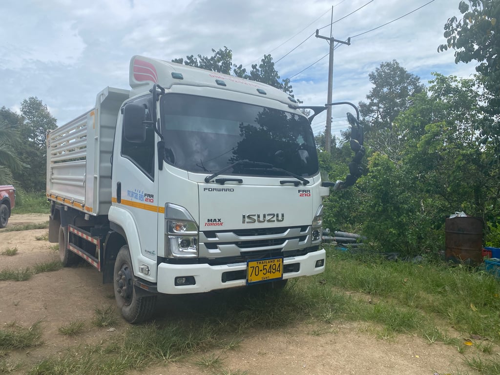 ISUZU FRR 210 แรงม้า รถบรรทุก 6 ล้อ ดั้มพ์ ปี 2024 ISUZU FRR 210 แรงม้า รถบรรทุก 6 ล้อ ดั้มพ์ ปี 2024