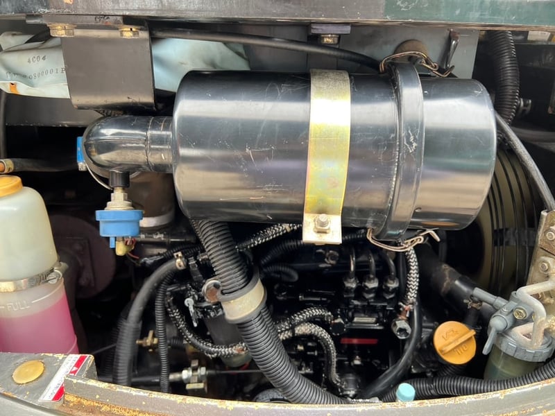 KOBELCO SK30SR รถขุดเล็กนำเข้าญี่ปุ่น ใบแทรกใหม่ แอร์ใหม่ ชั่วโมง 7,093