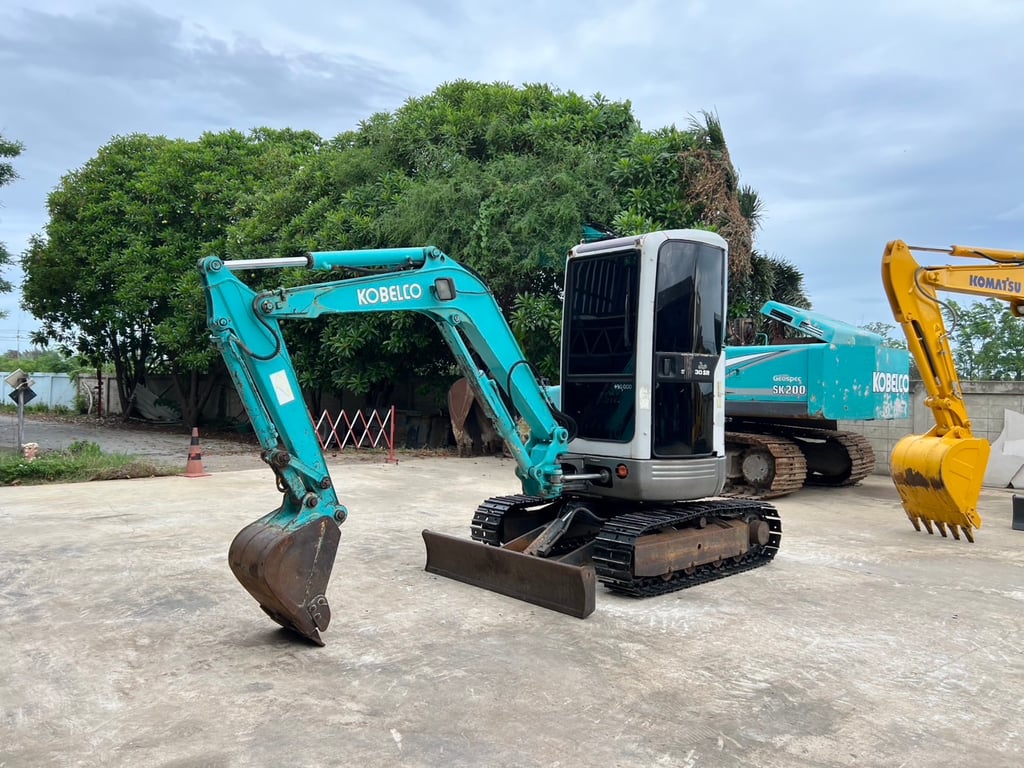 KOBELCO SK30SR รถขุดเล็กนำเข้าญี่ปุ่น ใบแทรกใหม่ แอร์ใหม่ ชั่วโมง 7,093 KOBELCO SK30SR รถขุดเล็กนำเข้าญี่ปุ่น ใบแทรกใหม่ แอร์ใหม่ ชั่วโมง 7,093