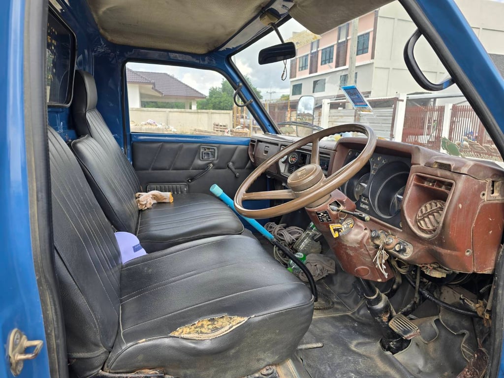 ขายรถบรรทุก ISUZU KS22 พร้อมดั๊มพ์ใช้งานได้จริง ขายรถบรรทุก ISUZU KS22 พร้อมดั๊มพ์ใช้งานได้จริง