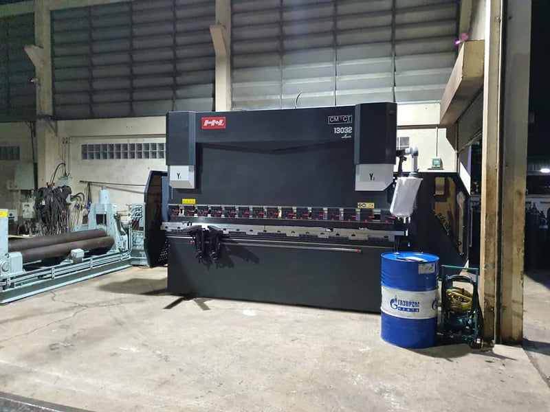 ขายเครื่องพับ PRESS BRAKE MACHINE MODEL : PB-125x3200