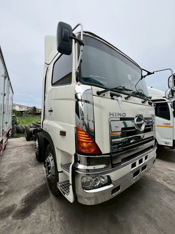 12ล้อฮีโน่ซีรีย์700เพลาเดียวหัวแชสซี (เงินสด) 12ล้อฮีโน่ซีรีย์700เพลาเดียวหัวแชสซี (เงินสด)