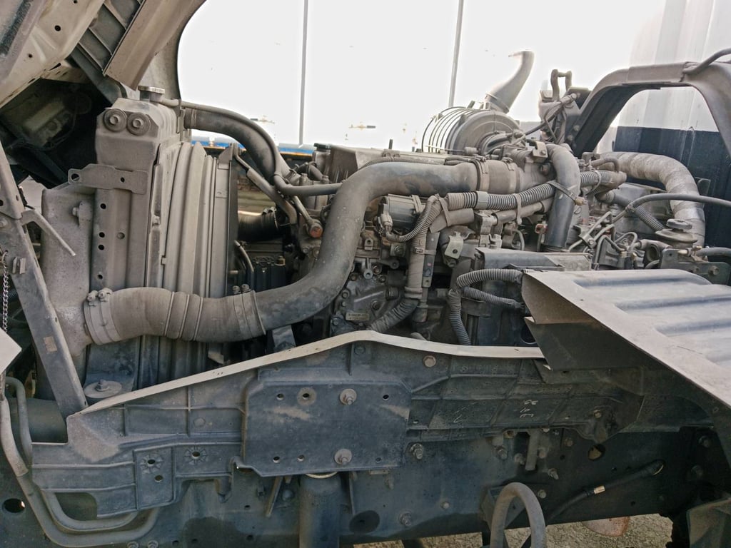 Isuzu #FTR240 ตู้ทึบ ปี63  ยาว 7.60 เมตร 