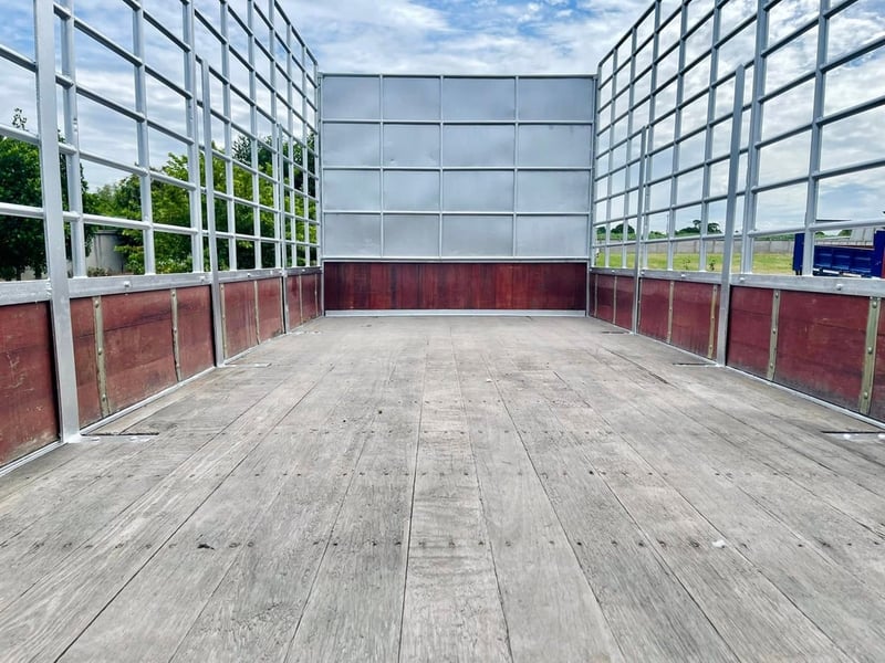 6 ล้อ ISUZU NQR 175 แรงเทอร์โบ ปี 2557 รถห้างแท้