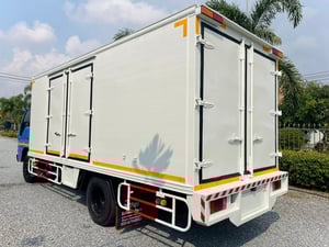 6 ล้อตู้แห้ง ISUZU NQR ปี 2547 เครื่อง 150