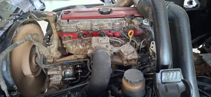 Hino 6 ล้อ(ดั้มพ์สามมิตร) ดูโท้ 136แรง ยูโร2 ปี50