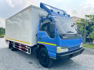 6 ล้อตู้แห้ง ISUZU NQR ปี 2547 เครื่อง 150