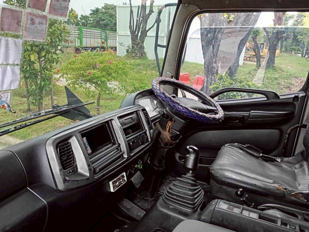 HINO Victor 500 EURO 3 ทะเบียน 71-1211 พ่วง 71-1145