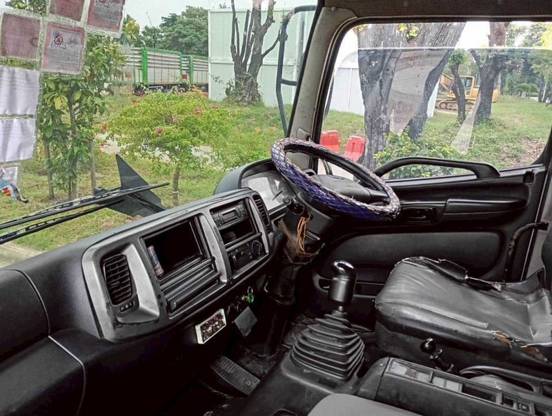 HINO Victor 500 EURO 3 ทะเบียน 71-1211 พ่วง 71-1145