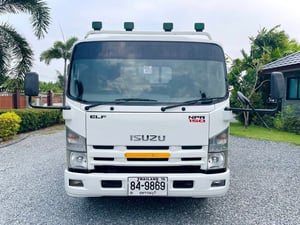 6 ล้อ ISUZU หัวตึก NPR 150 แรงเทอร์โบ ปี 2557 กระบะยาว 5 เมตร 6 ล้อ ISUZU หัวตึก NPR 150 แรงเทอร์โบ ปี 2557 กระบะยาว 5 เมตร