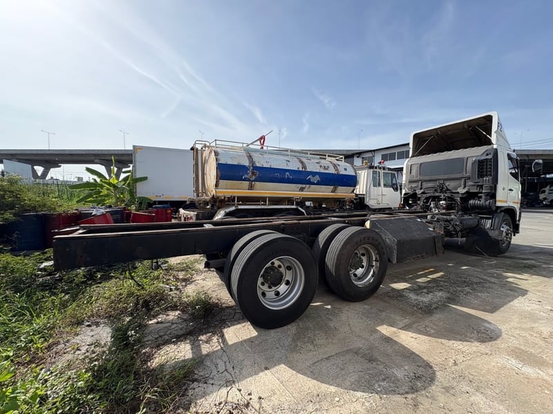 HINO 260 รถบรรทุก 10ล้อ หัวลาก เฉพาะหัว ปี2013