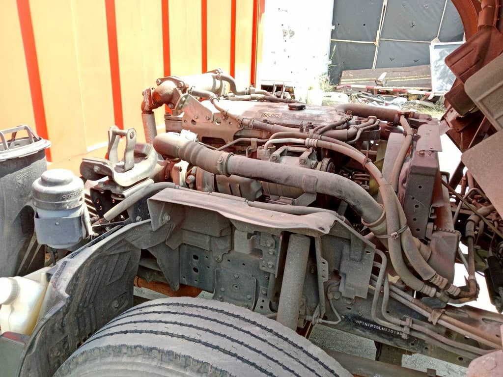 Isuzu NQR 175แรง ปี65 ตู้ยาว 5.60 เมตร 
