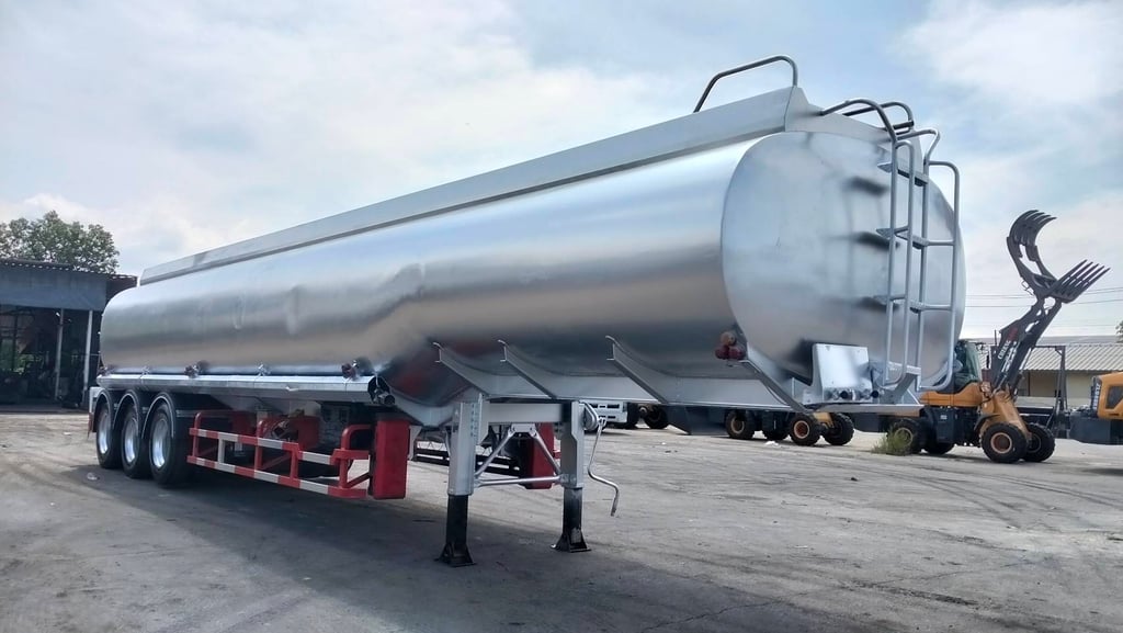 ถังน้ำมัน 45,000 ลิตร 