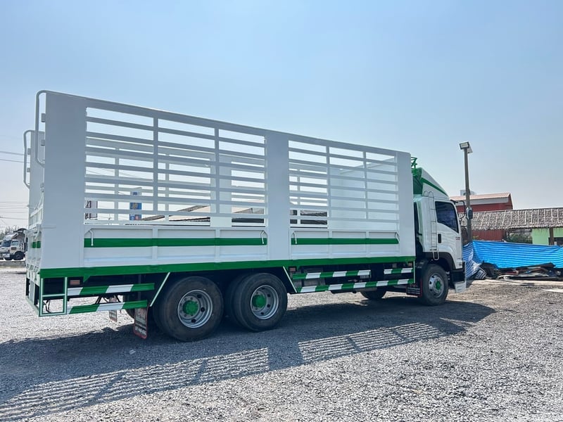 10 ล้อ FVM240 ปี 52 คอก  