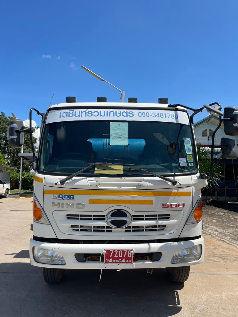 Hino เมกก้า 145 แรง ปี58 ไมล์ 6 พัน กม.   โม่3 คิว NSK