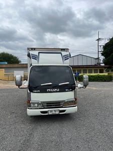 Isuzu NKR100แรง ตู้ทึบ ปี54 (เจ้าของขายเอง) 4ล้อจั้มโบ้ ตู้ยาว 3.2 เมตร