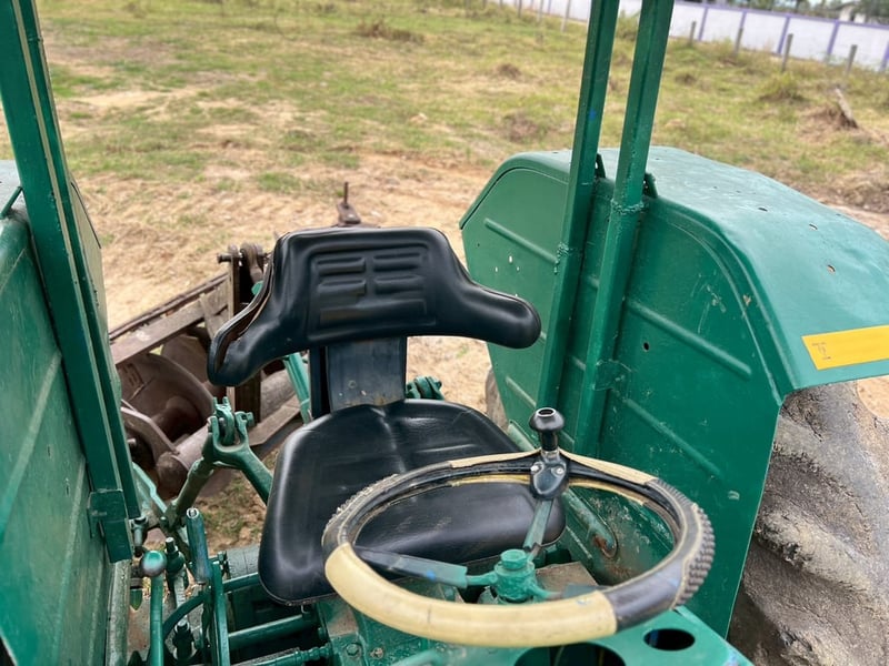 JOHN DEERE พร้อมใช้งาน ราคาถูก JOHN DEERE พร้อมใช้งาน ราคาถูก