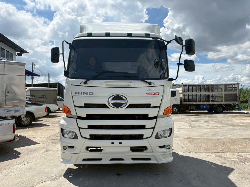 หัวลาก Hino Victor 344 ปี 61 ราคา 1,480,000 บาท