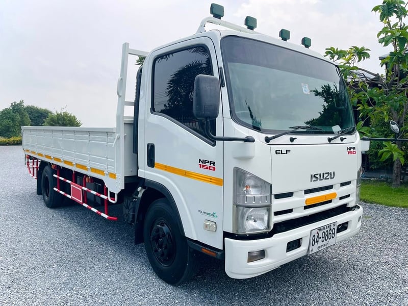 6 ล้อ ISUZU หัวตึก NPR 150 แรงเทอร์โบ ปี 2557 กระบะยาว 5 เมตร 6 ล้อ ISUZU หัวตึก NPR 150 แรงเทอร์โบ ปี 2557 กระบะยาว 5 เมตร