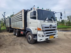 HINO Victor 500 EURO 3 ทะเบียน 71-1211 พ่วง 71-1145