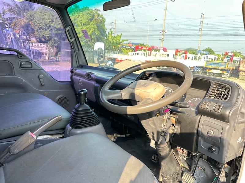 ISUZU NPR ตาเพชร ปี51 เครื่อง 4HG1 135แรง  