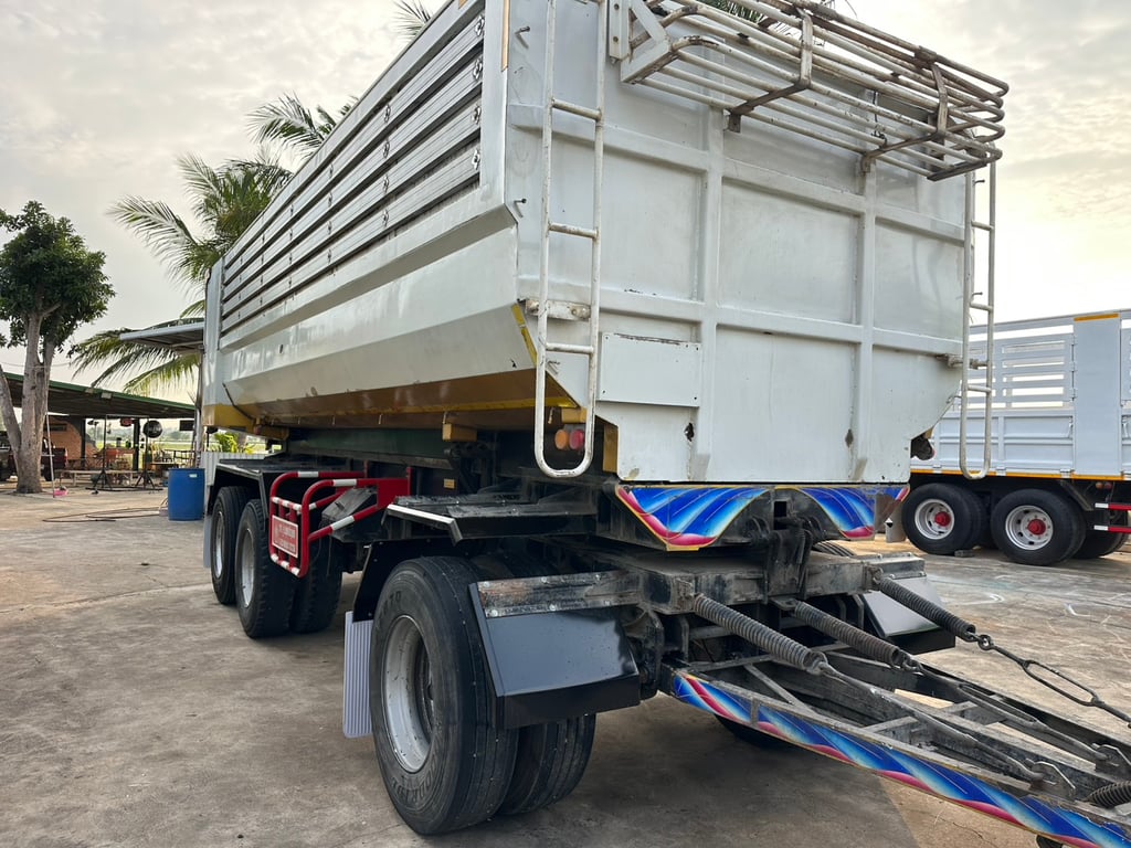 ISUZU FXZ360 ปี 61 10 น๊อต มือเดียวป้ายแดง  กระบะท้องเรือ ใส่ได้ 31 ตัน  