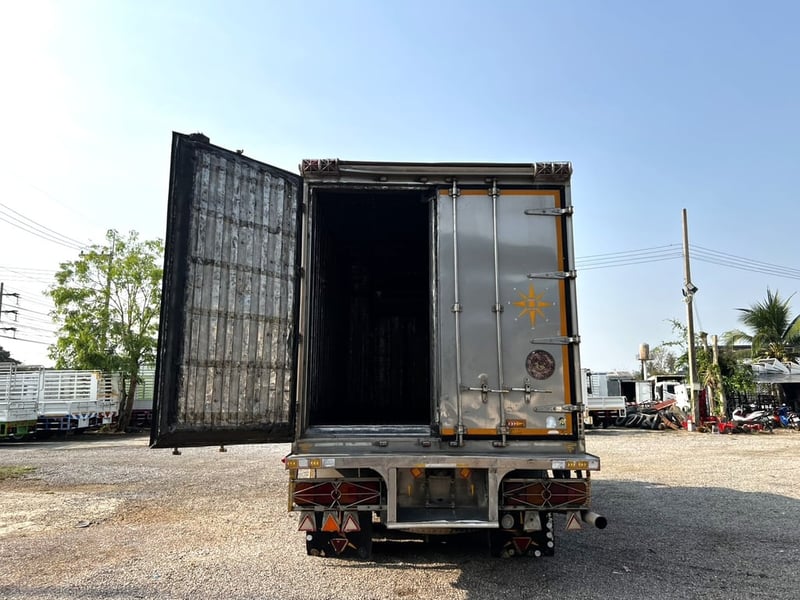 10ล้อ ตู้เย็น Rocky ISUZU FVM 195แรง ปี39 