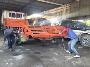 กระบะ พื้นเรียบ  ราคา 35,000 บาท 