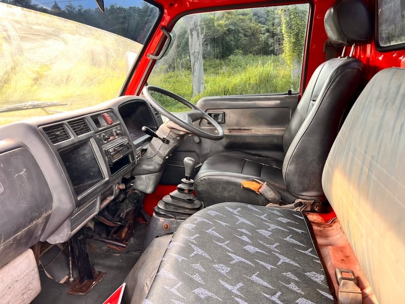 TOYOTA DYNA เครื่อง 14B  ติดเครน TADANO 2.5 ตัน  3 ปลอก 