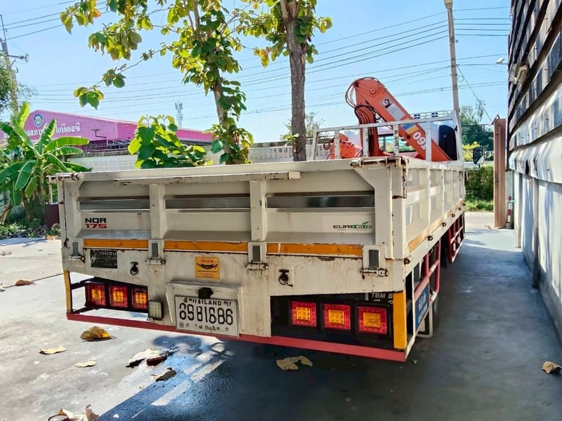 ISUZU NQR 175 ปี 57 เฮี๊ยบ 3 ตัน ยาว 5.50 ม