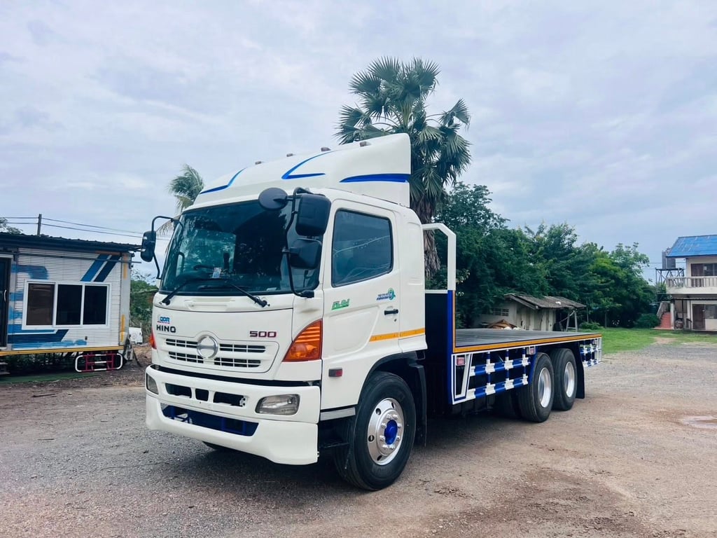 Hino 10ล้อพื้นเรียบ FL8J 212 แรง ยาว 6.50 ม ปี 57 พื้นเรียบต่อใหม่