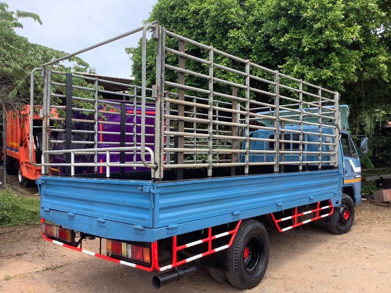 Isuzu 6 ล้อ #NPR115 กระบะยาว 4.5 ปี31 