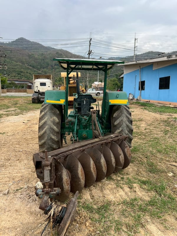 JOHN DEERE พร้อมใช้งาน ราคาถูก JOHN DEERE พร้อมใช้งาน ราคาถูก