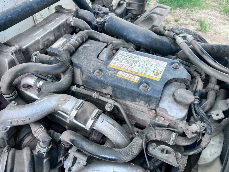 ISUZU FRR 210 ลงเครื่องนอก 240 แรง แจ้งลงเล่มแล้ว ISUZU FRR 210 ลงเครื่องนอก 240 แรง แจ้งลงเล่มแล้ว