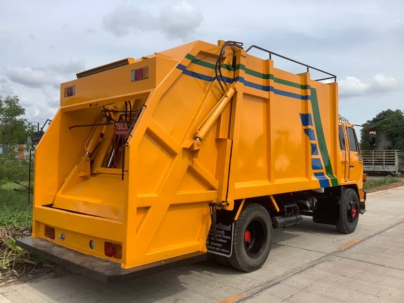 Isuzu Rocky 195 แรง ปี 54 รถขยะ 