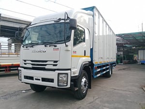 ISUZU FTR 240 ปี61 ตู้10บาน ยาว 7.60 ม.
